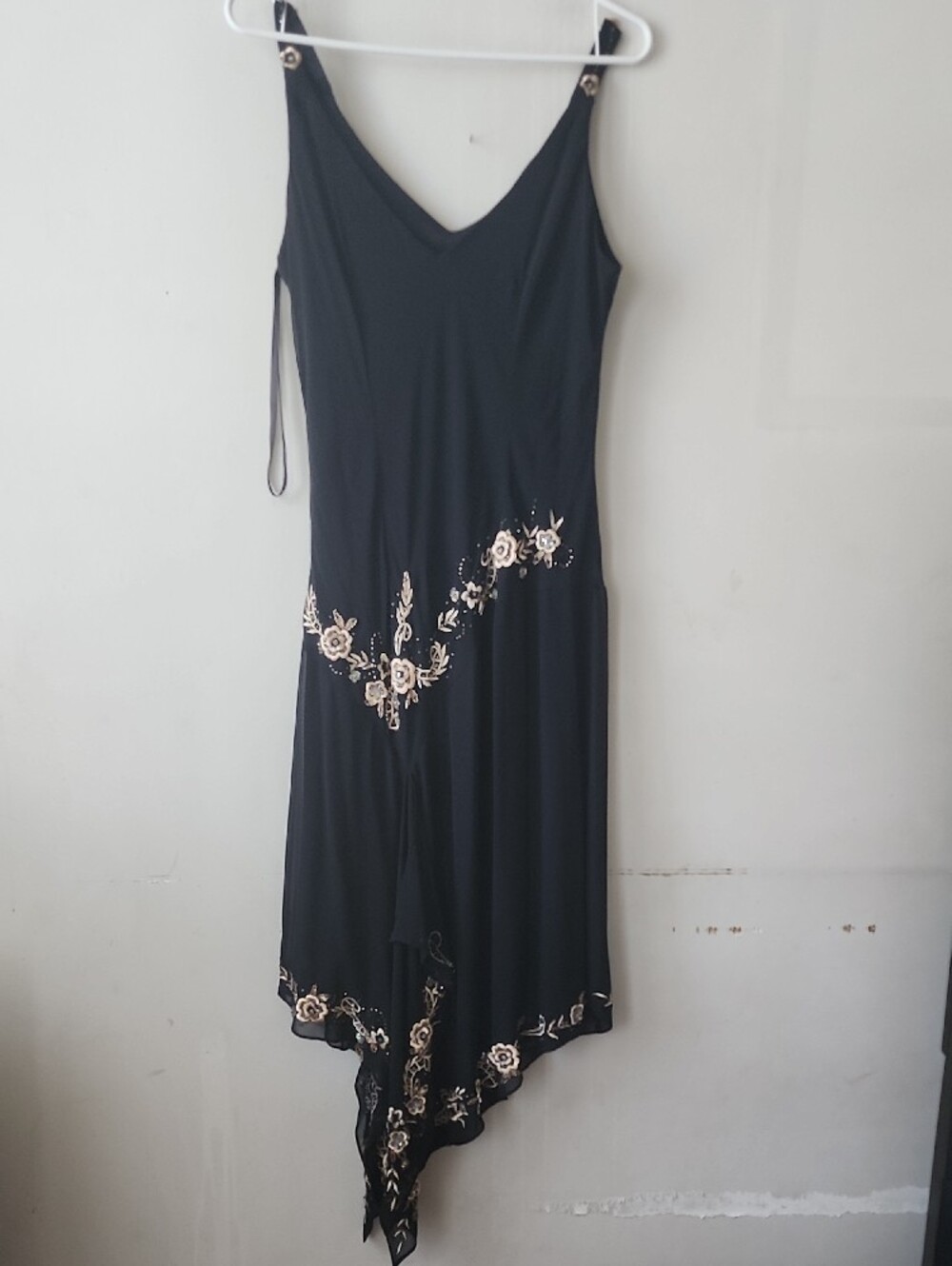 R&M Richards Black Slip Dress with Cream Floral Embroidery - Picture 7 of 8